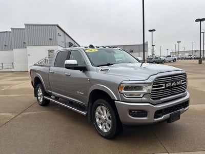 2019 RAM 2500 Laramie Crew Cab 4x4 6'4' Box