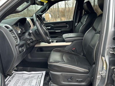 2019 RAM 2500 Laramie Crew Cab 4x4 6'4' Box