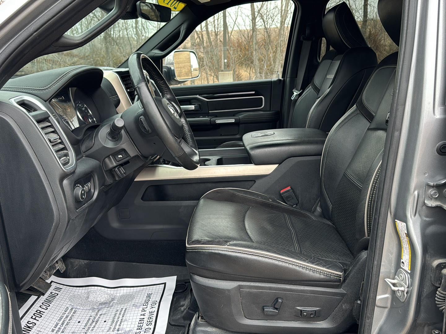 2019 RAM 2500 Laramie Crew Cab 4x4 6'4' Box