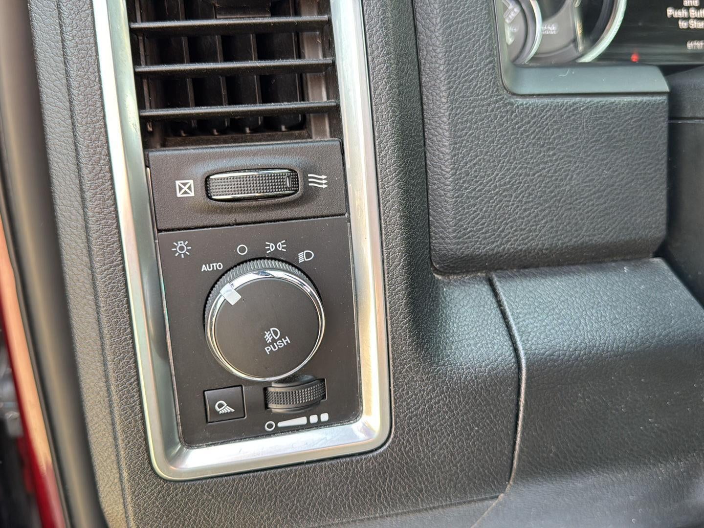 2018 RAM 2500 Limited Crew Cab 4x4 6'4' Box