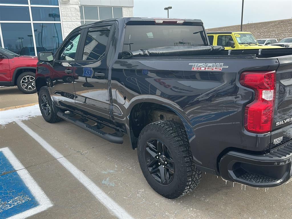 2024 Chevrolet Silverado 1500 4WD Crew Cab Short Bed Custom Trail Boss