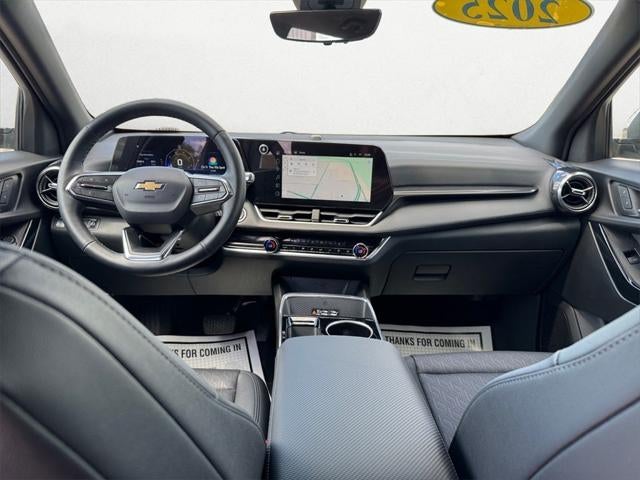 2025 Chevrolet Equinox AWD LT