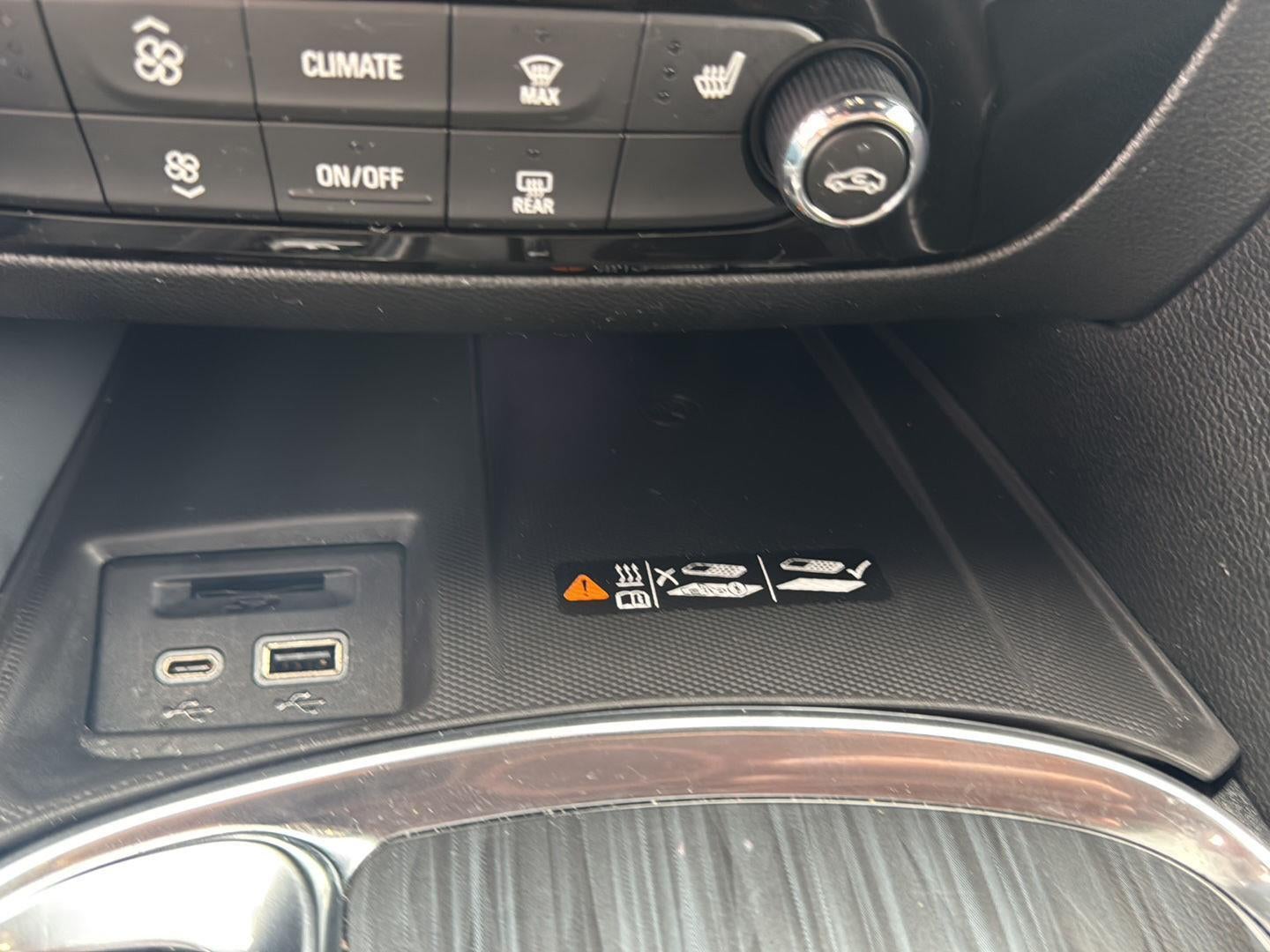 2024 Buick Enclave Essence AWD