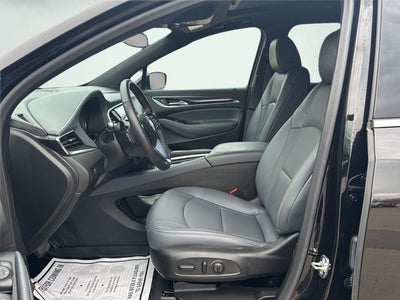 2024 Buick Enclave Essence AWD