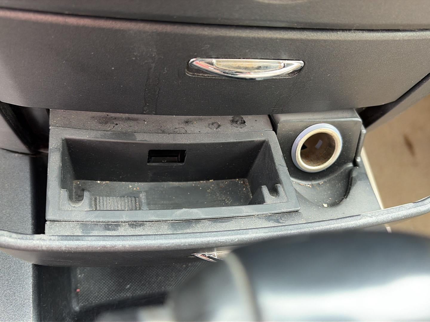 2008 Kia Sorento LX