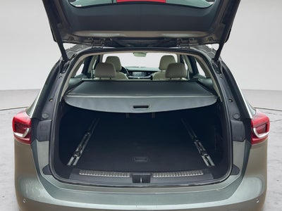 2019 Buick Regal TourX AWD Essence