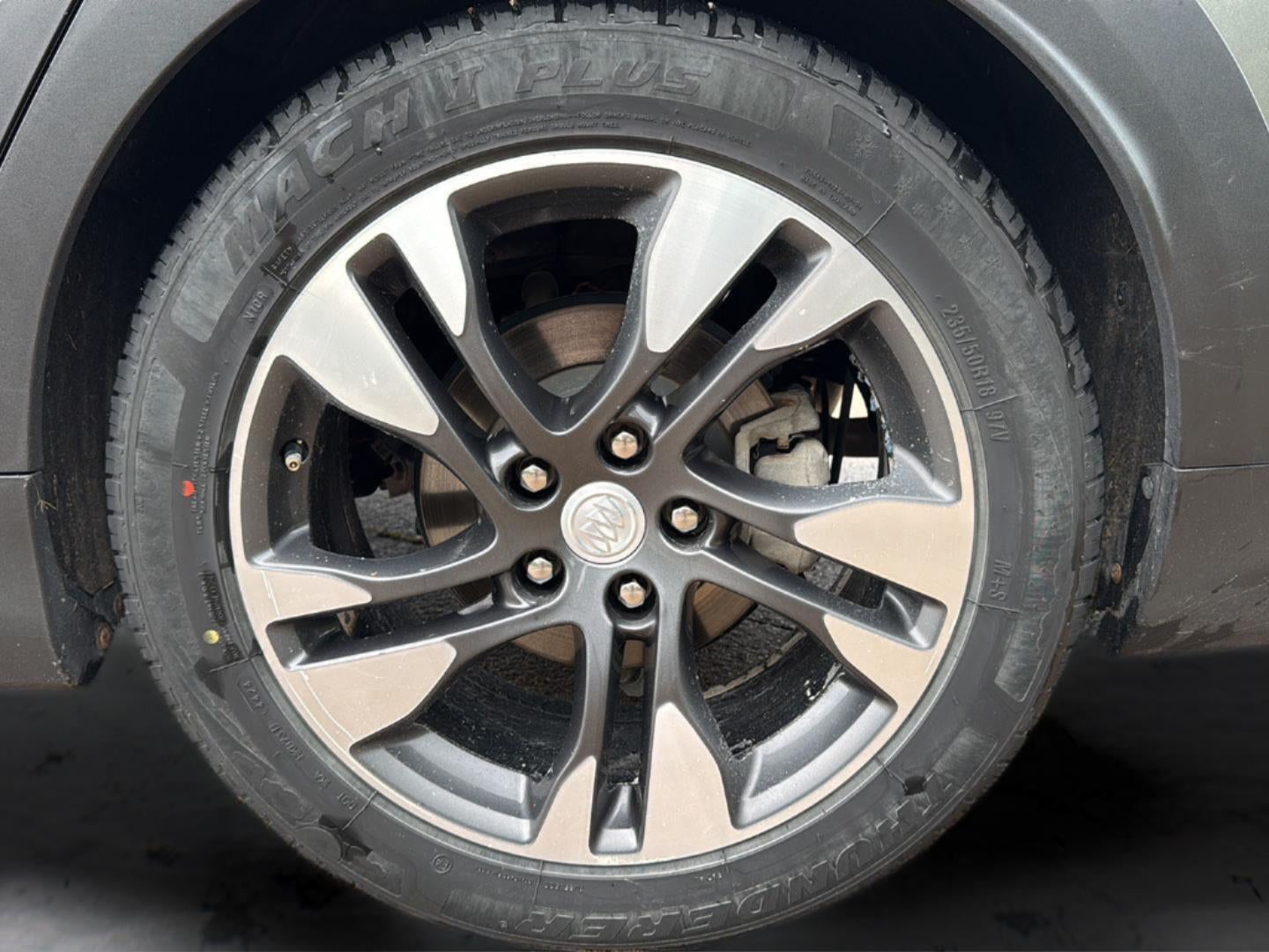 2019 Buick Regal TourX AWD Essence