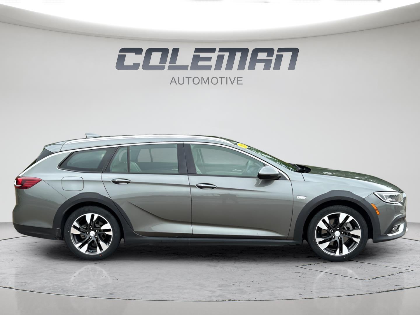 2019 Buick Regal TourX AWD Essence