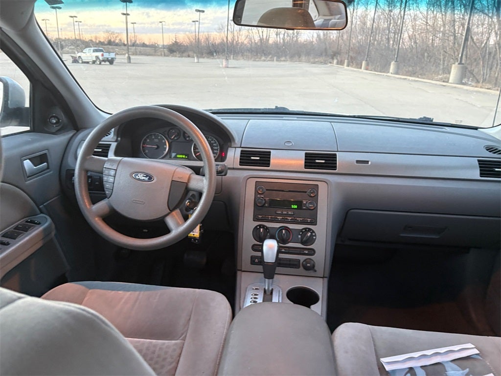 2005 Ford Five Hundred SE