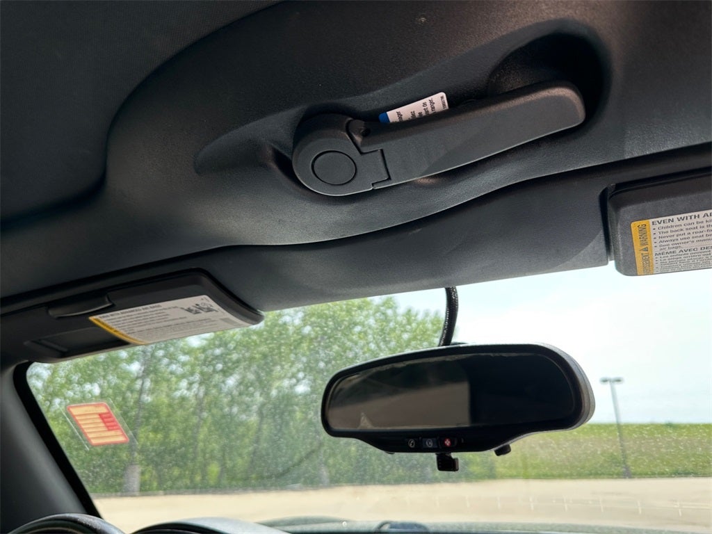 2008 Saturn Sky Base